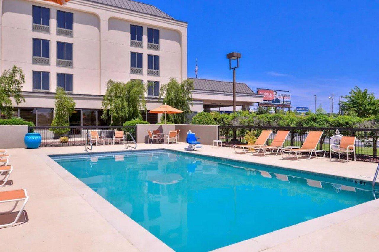 Hampton Inn By Hilton Decatur Exterior photo