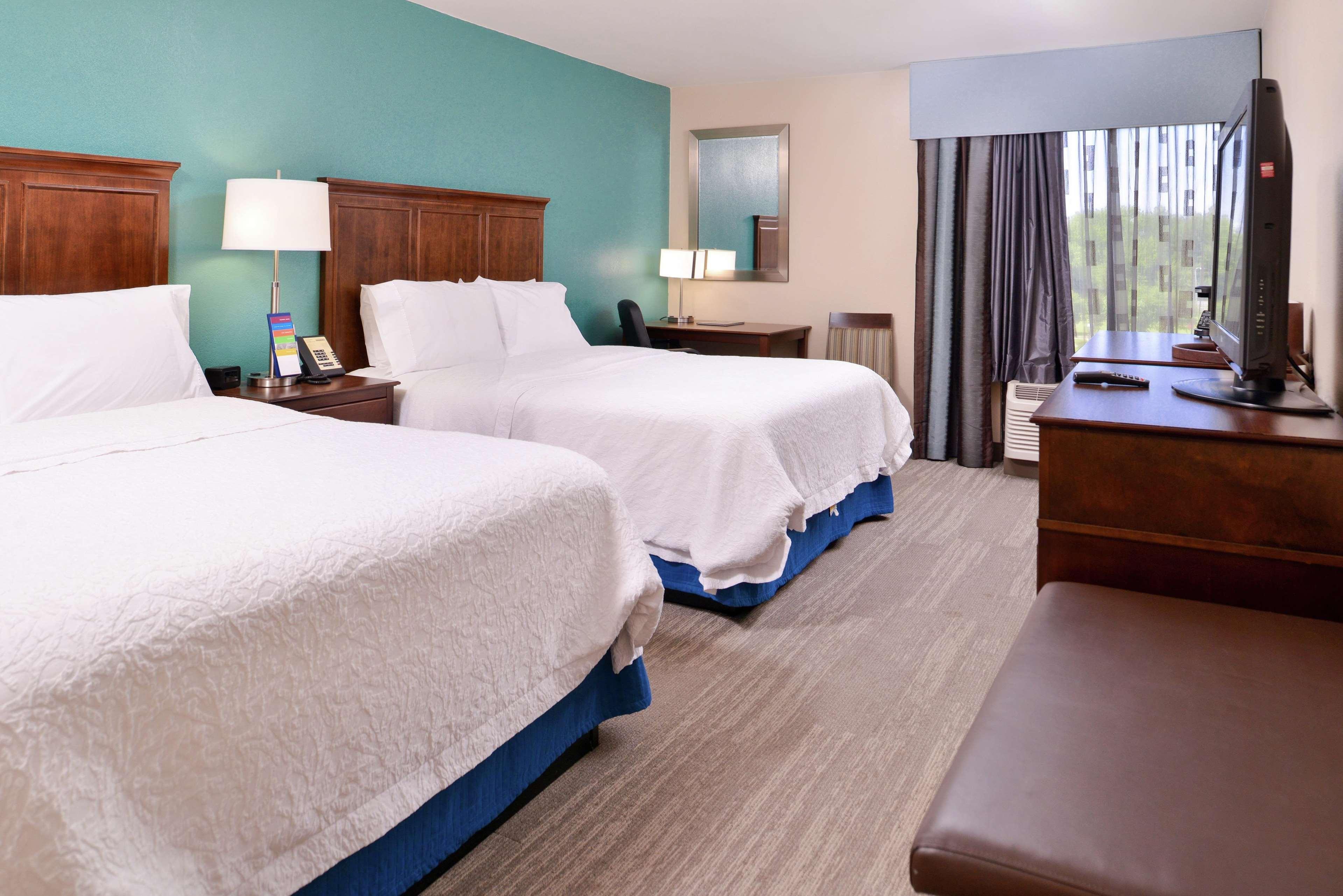 Hampton Inn By Hilton Decatur Exterior photo